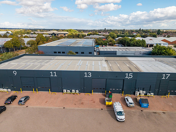 Main units drone shots - Abingdon Business Park-5