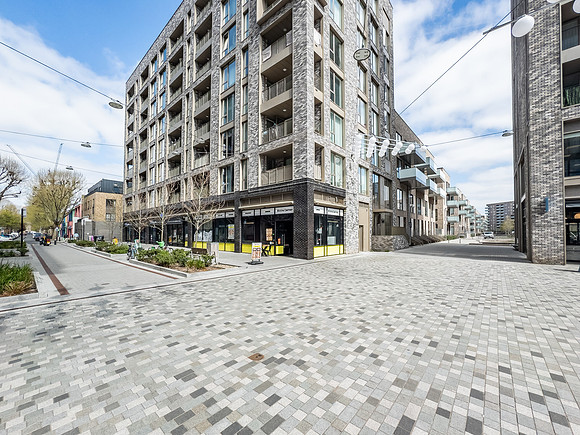 Aberfeldy_Sq_094