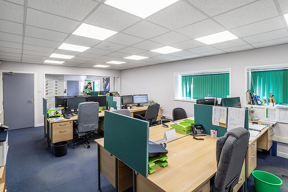 Peartree Lane Industrial Estate_183
