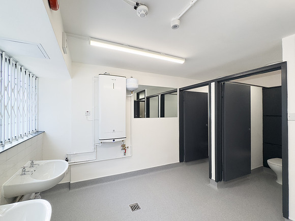 Unit 11 Carters Lane 084