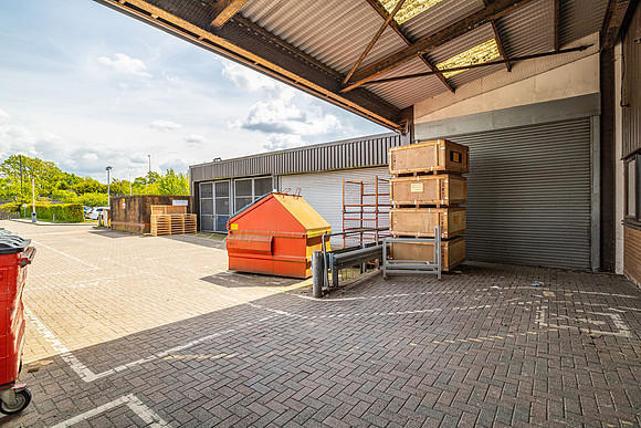 Oncology House, Crawley 036