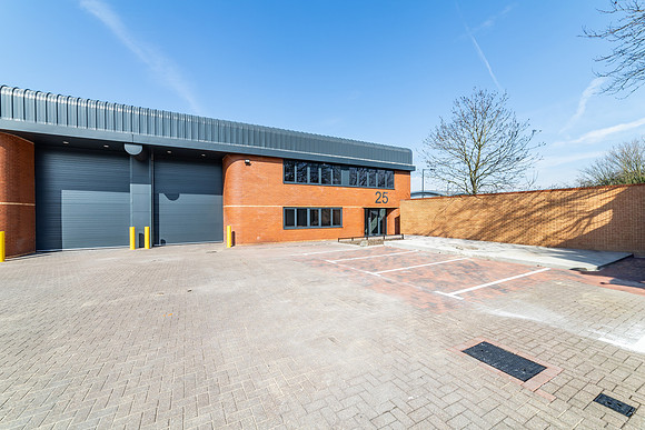 Unit 25 Abbey Road Industrial Estate-10