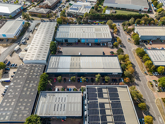 Main units drone shots - Abingdon Business Park-20