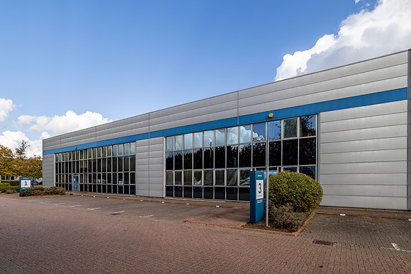 Estate shots - Abingdon Business Park-16
