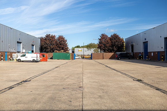 Unit 11 Carters Lane 039