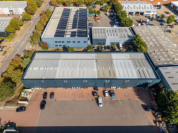Main units drone shots - Abingdon Business Park-31