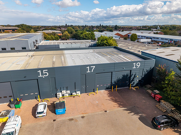 Main units drone shots - Abingdon Business Park-12