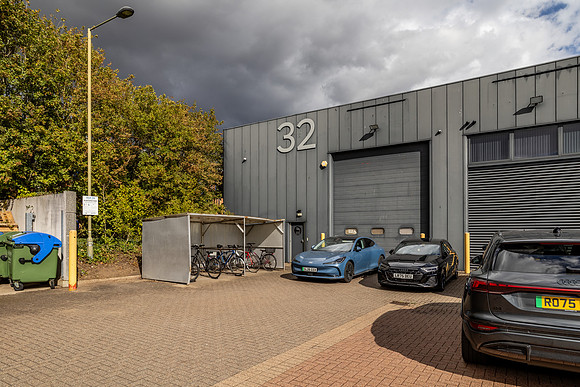 Estate shots - Abingdon Business Park-61