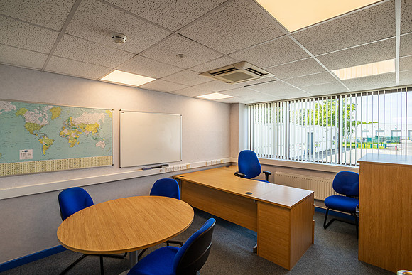 Oncology House, Crawley 063