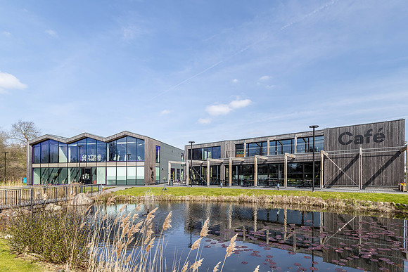 9-10 Woodshots Meadow - Watford-9