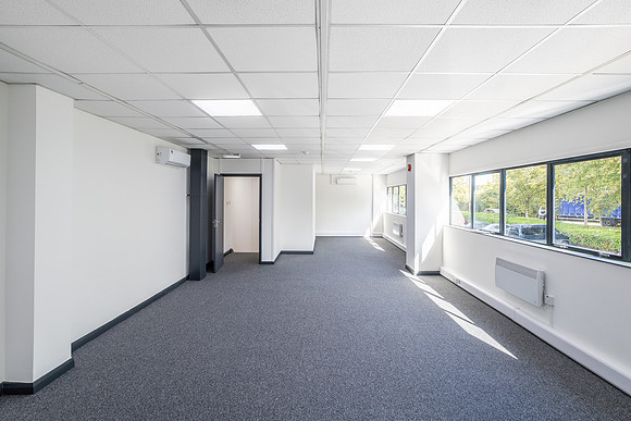 Unit 11 Carters Lane 093