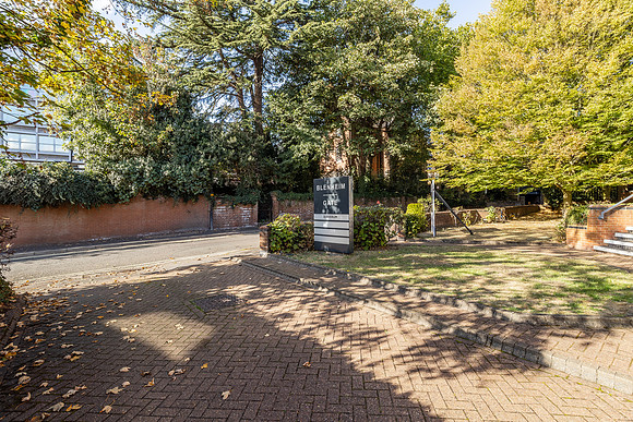 Blenheim Gate_St Albans_084