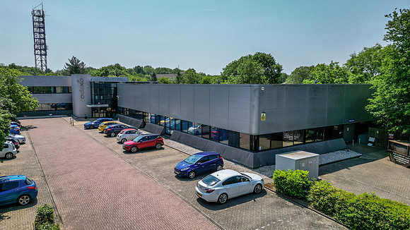 Avalon House - MK-127