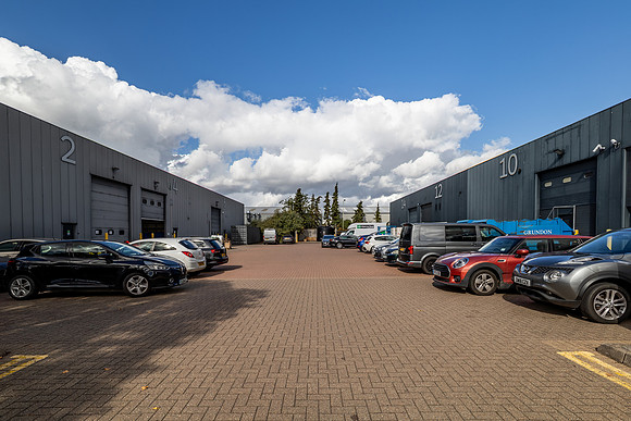 Estate shots - Abingdon Business Park-30