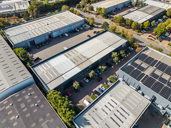 Main units drone shots - Abingdon Business Park-26