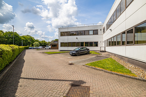 Oncology House, Crawley 011