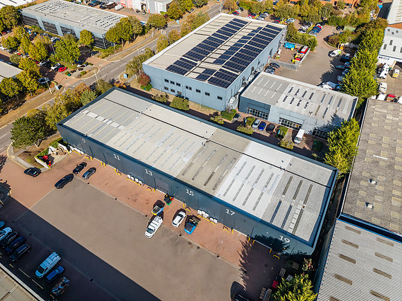 Main units drone shots - Abingdon Business Park-32