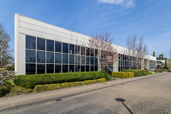9-10 Woodshots Meadow - Watford-32