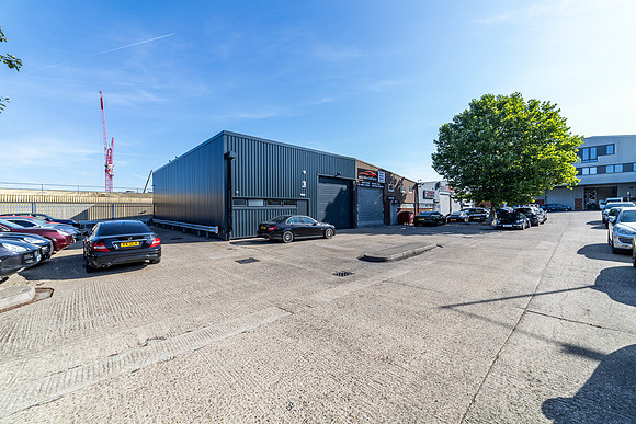 Wellington_Park_Ind_Estate029