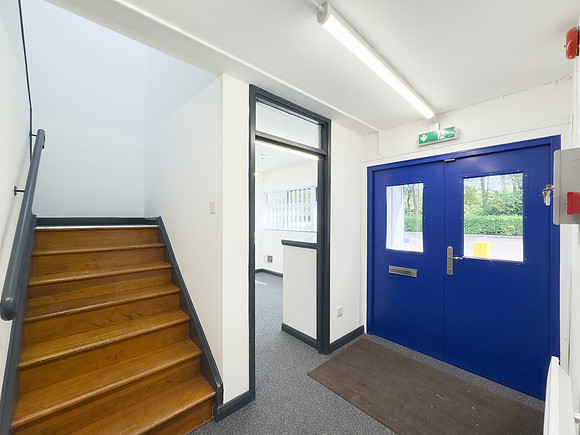 Unit 11 Carters Lane 085