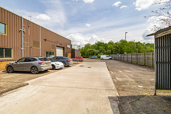 Oncology House, Crawley 021