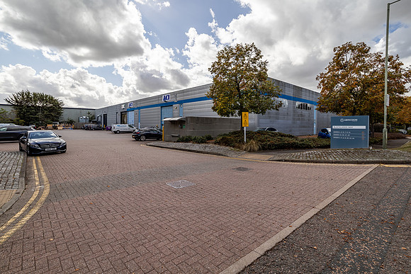Estate shots - Abingdon Business Park-3