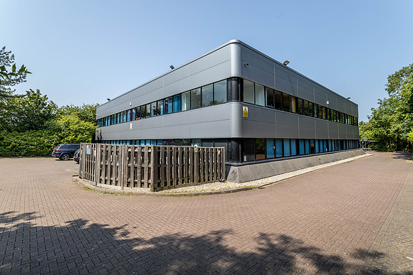 Avalon House - MK-52