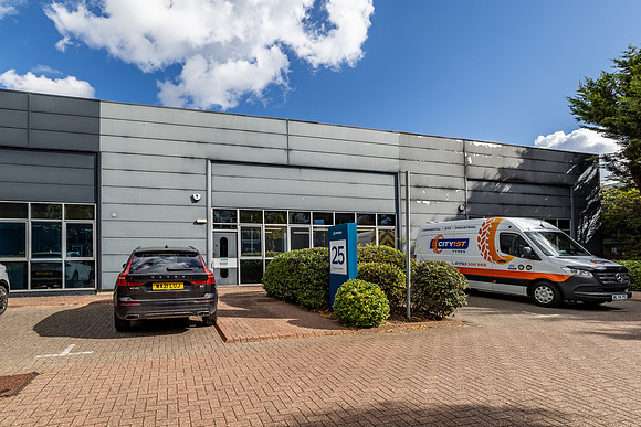 Estate shots - Abingdon Business Park-44