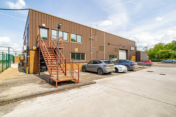 Oncology House, Crawley 020