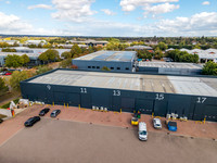 Main units drone shots - Abingdon Business Park-4