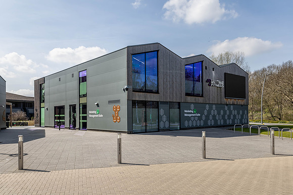 9-10 Woodshots Meadow - Watford-2