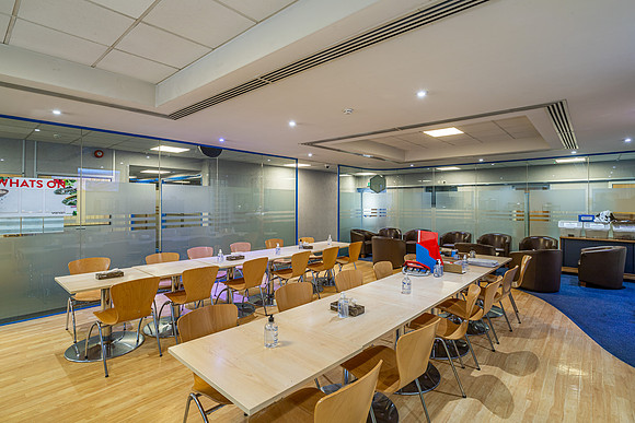 Oncology House, Crawley 041