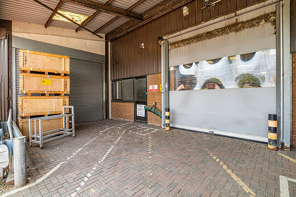 Oncology House, Crawley 035
