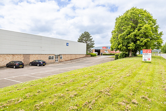 Unit 3a Canons Ind Park - Wolverton-29