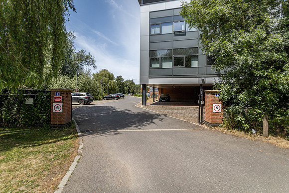Lea Business Park 018