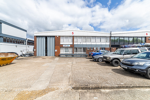 Units 5 - 12a -14 - Eldon Way Ind Biggleswade 005