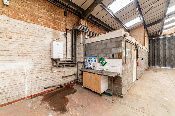 Commerce Way - Leighton Buzzard-48