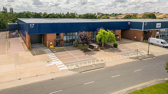 17-19 Great Western Industrial Park 001