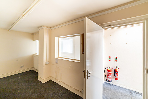 Commerce Way - Leighton Buzzard-33
