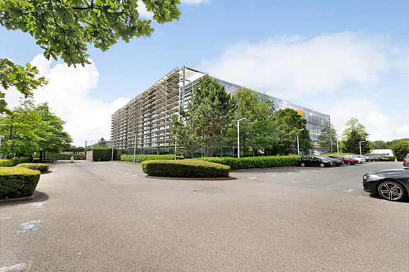 People Building  023