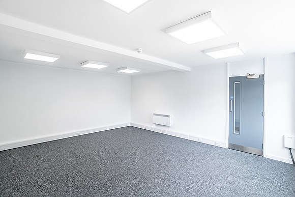 Unit 3a Canons Ind Park - Wolverton-58