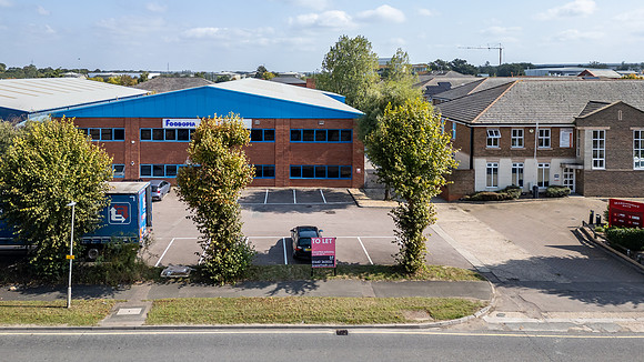 3 Maxted Road 005