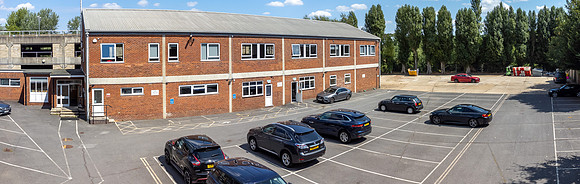 Maple Lodge Close-147