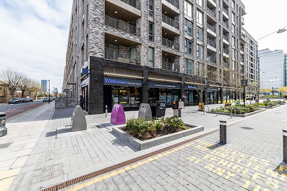 Aberfeldy_Sq_014