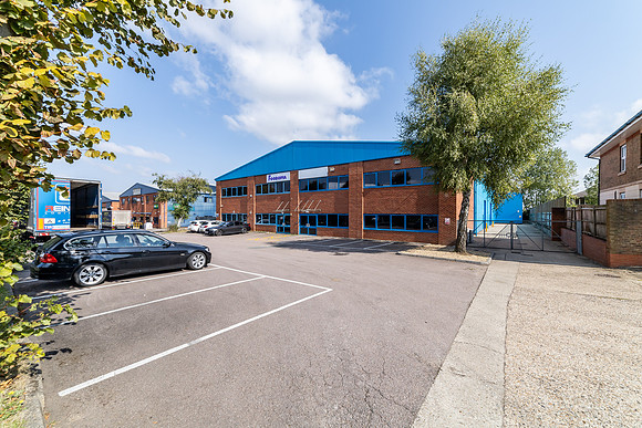 3 Maxted Road 024