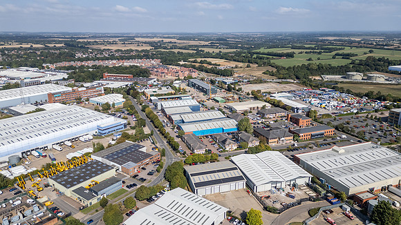 3 Maxted Road 080
