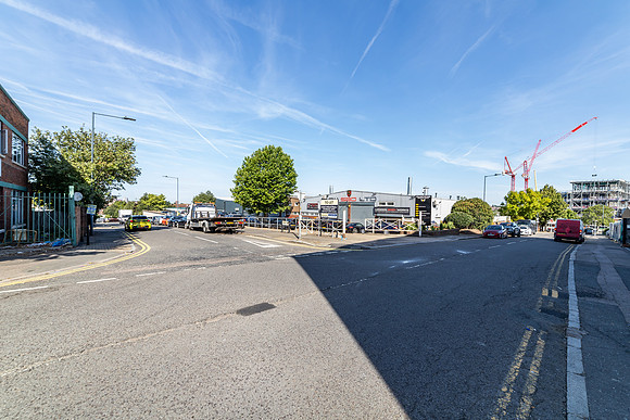 Wellington_Park_Ind_Estate064