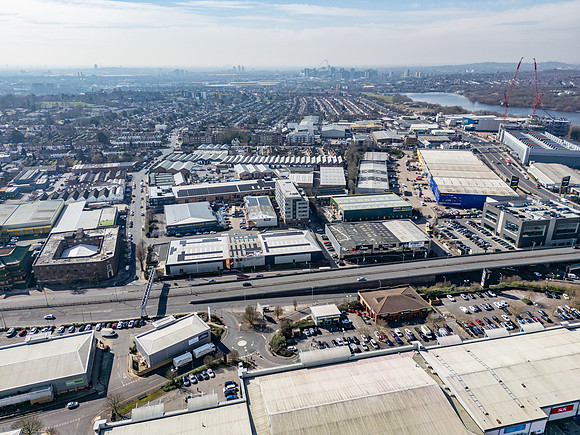 Units 2 and 3 - Oxgate Centre-78