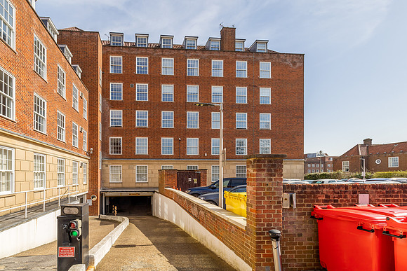 Rosanne House 111