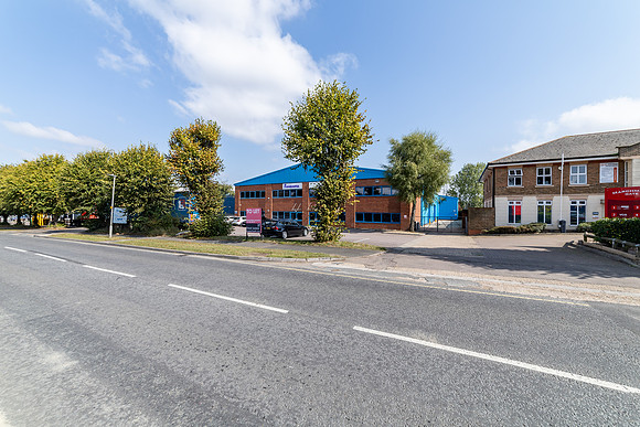 3 Maxted Road 025